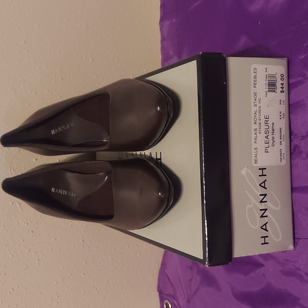 Hannah Dk Brown Pumps, NIB